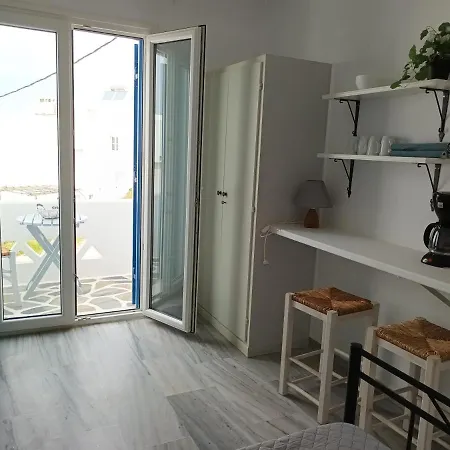 Apartment Athina'S Blue Studios