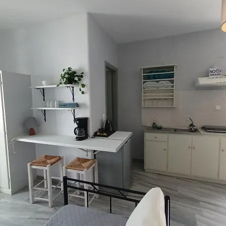 Apartment Athina'S Blue Studios