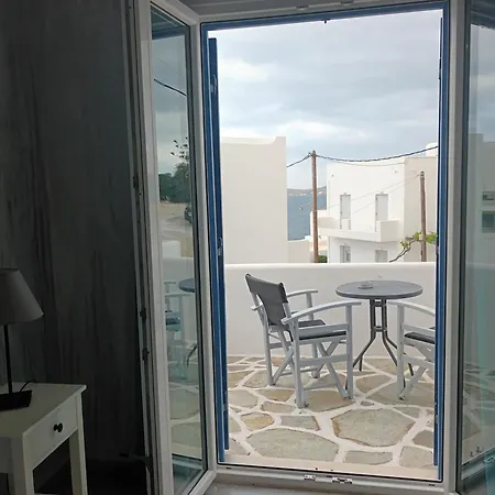 Apartment Athina'S Blue Studios