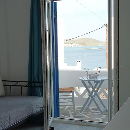 Athina'S Blue Studios Naousa (Paros)