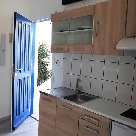 Athina'S Blue Studios Naousa (Paros)
