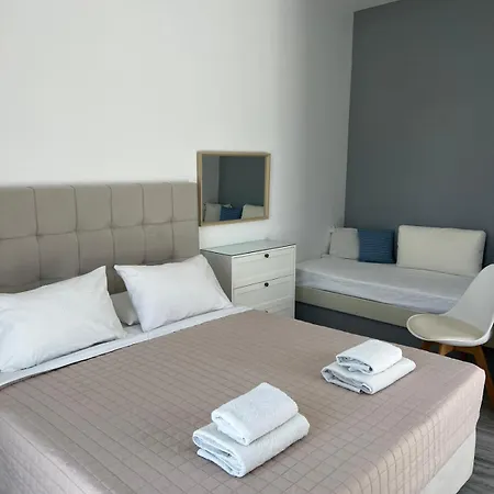 Athina'S Blue Studios Apartment Naousa (Paros)