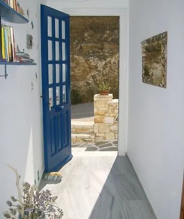 Athina'S Blue Studios Naousa (Paros)