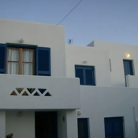 Athina'S Blue Studios Apartment Naousa (Paros)