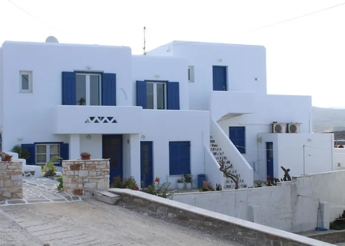 Athina's Blue Náoussa